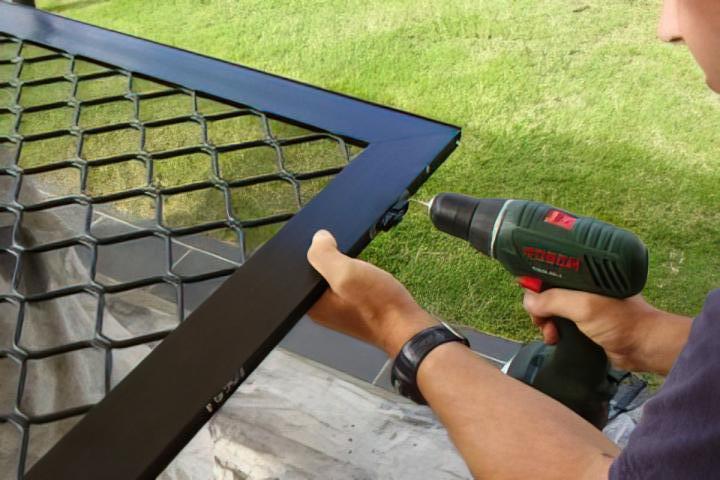 Repair Security and Screen Door